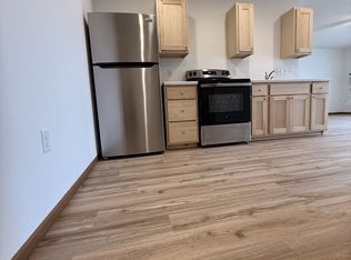 300 Treml Dr #105, Mauston, WI 53948