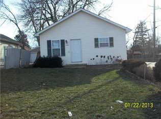 1413 E Galena Blvd, Aurora, IL 60505