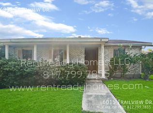6015 Trailview Dr, Houston, TX 77049