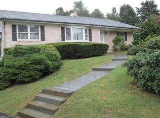 1035 Fernhill Rd, West Chester, PA 19380