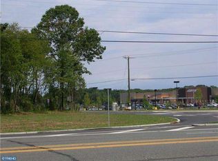 4 Concord Dr, Williamstown, NJ 08094