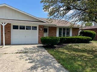 2nd image of 1576 Edgewood Dr