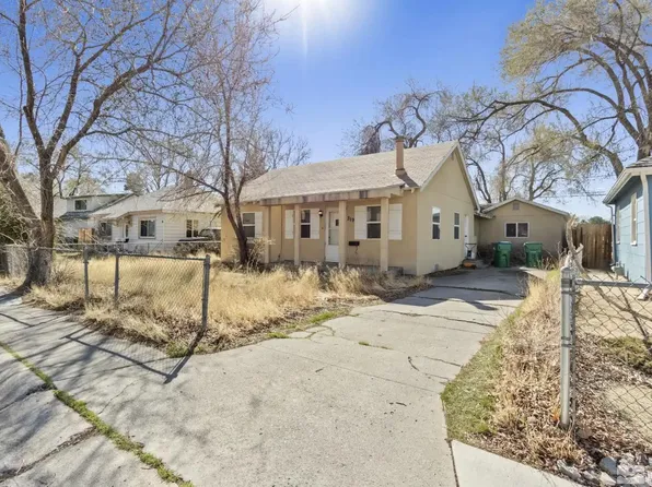 319 Fodrin Way, Sparks, NV 89431