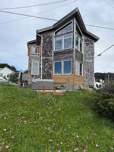 525 5th St Photo 1