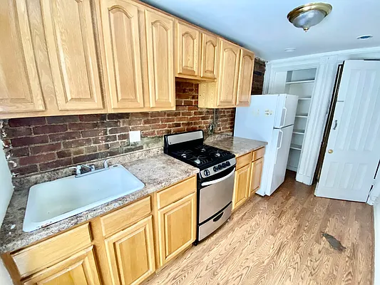 Rented by Stipple Inc. | media 5