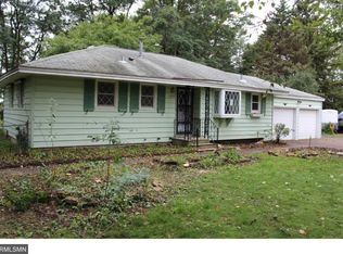 272 Grafton Ave N, Oakdale, MN 55128
