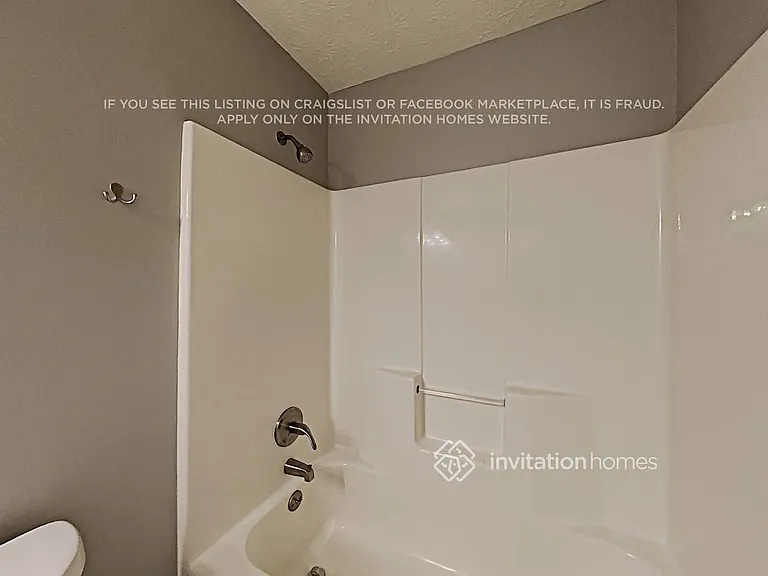 1317 Kent Mnr — Photo 17