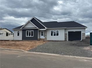 60 Mollins Cres, Moncton, NB E1E4L6