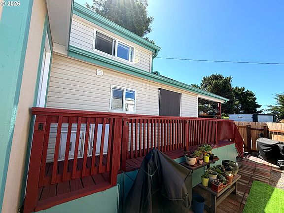 4th image of 16117 Highway 101 #76