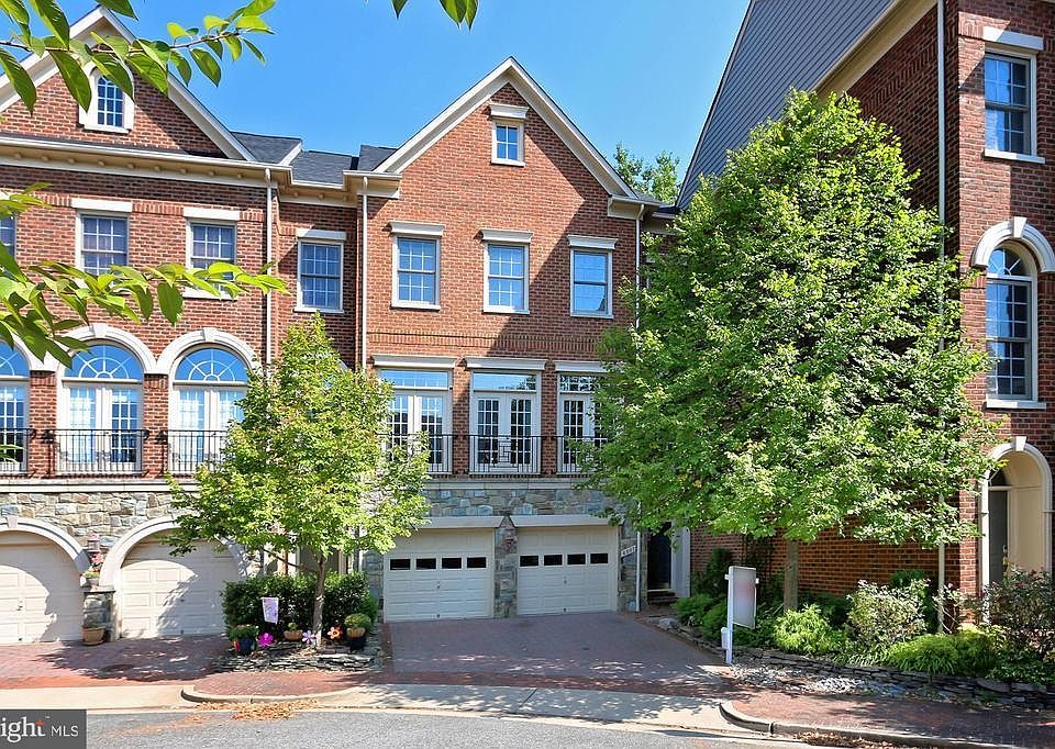 1st image of 4907 Donovan Dr