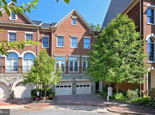 4907 Donovan Dr, Alexandria, VA 22304