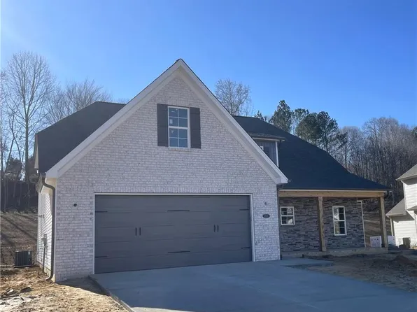 6946 Orchard Path Dr, Clemmons, NC 27012