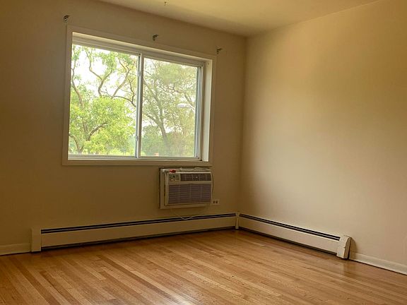 4th image of 8640 Skokie Blvd #2E