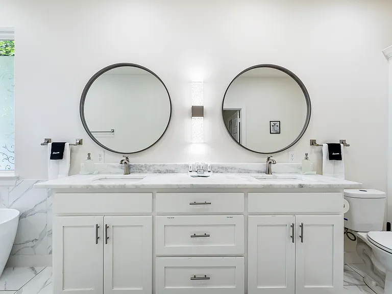 3425 Shelley Blvd — Photo 8