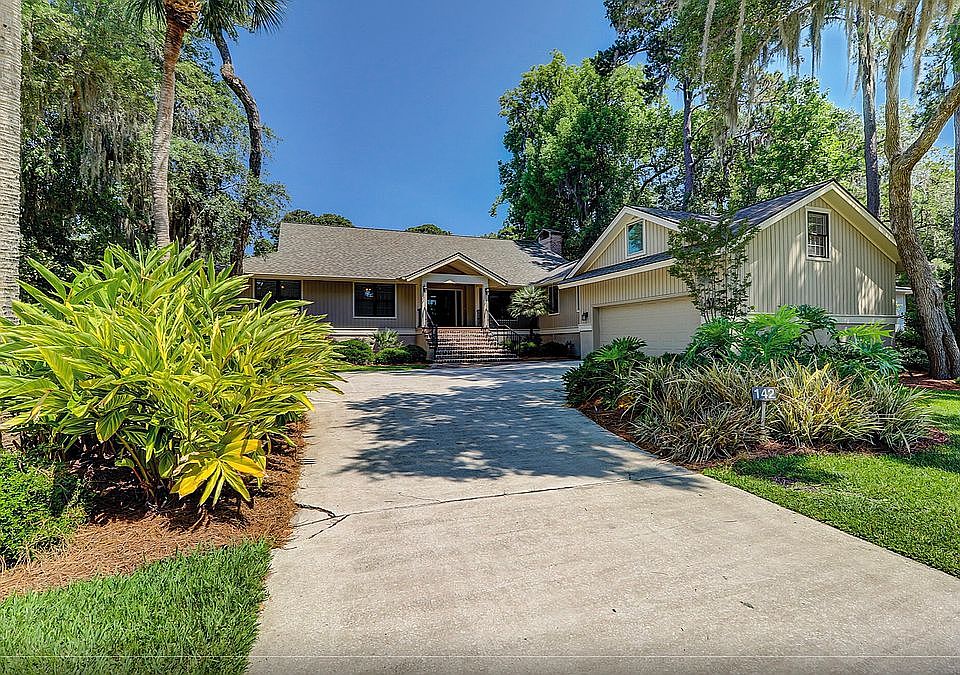 1st image of 142 N Sea Pines Dr