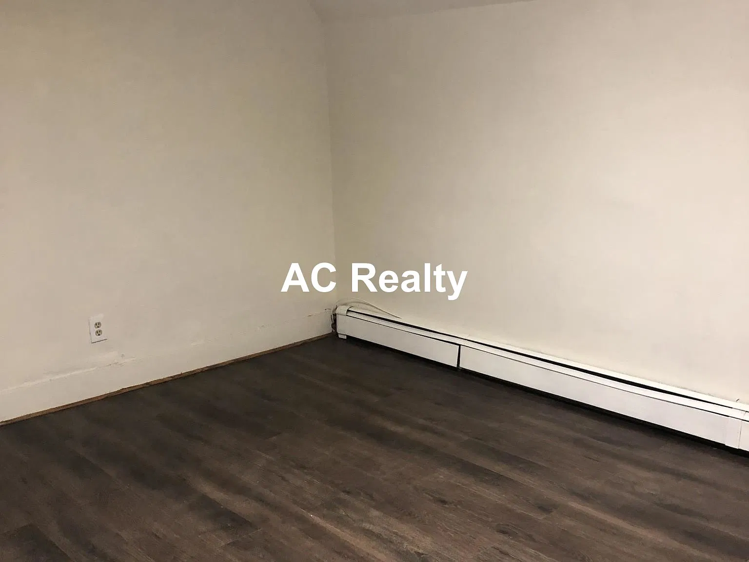 2 bed, 1.0 bath, $2,000 — Photo 3