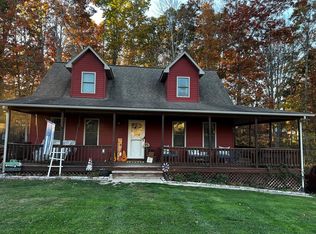 216 Adam St, Shady Spring, WV 25918