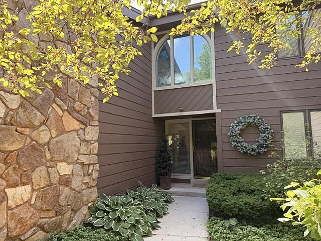 1st image of 235 N Elm Grove ROAD #A