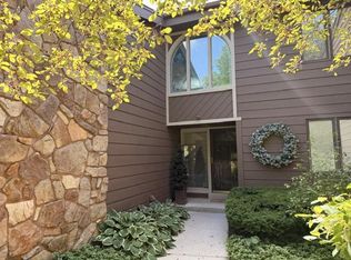 Bishops Grove, Brookfield, WI 53005