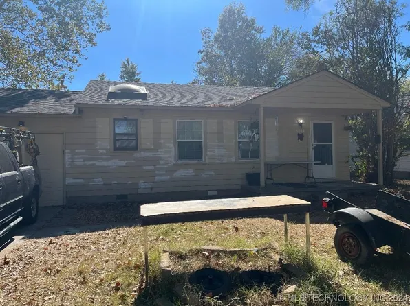 5744 E 4th St, Tulsa, OK 74112