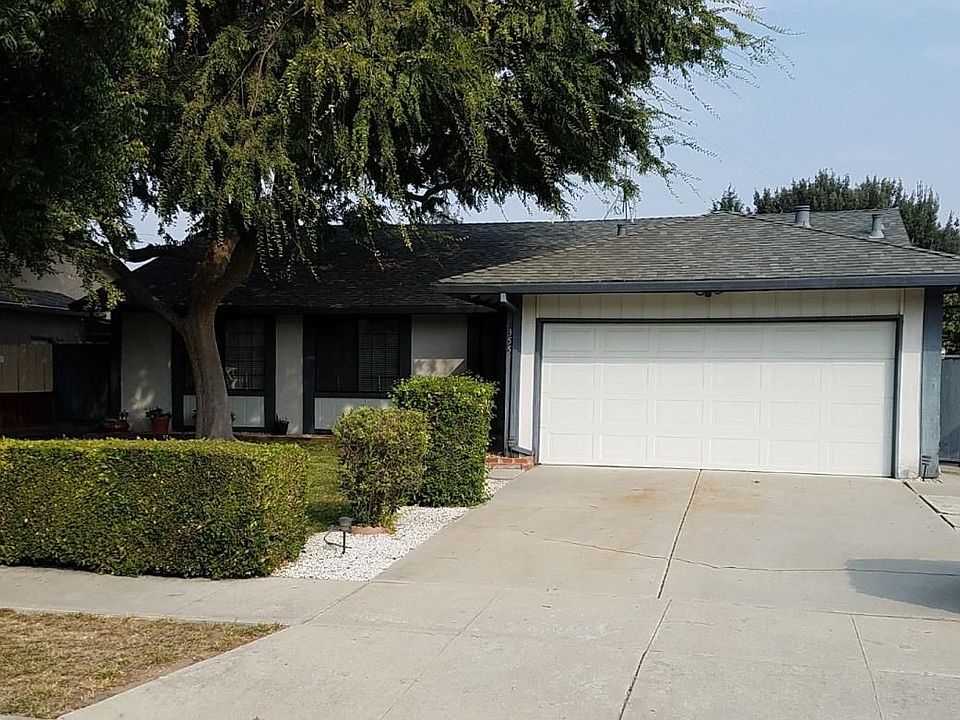 1st image of 355 Allegan Cir