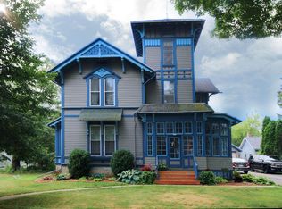 443 W Prairie St, Columbus, WI 53925