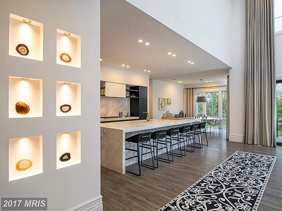 5th image of 41195 Abbey Knoll Ct