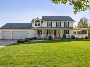 4155 E Calla Rd, New Middletown, OH 44442