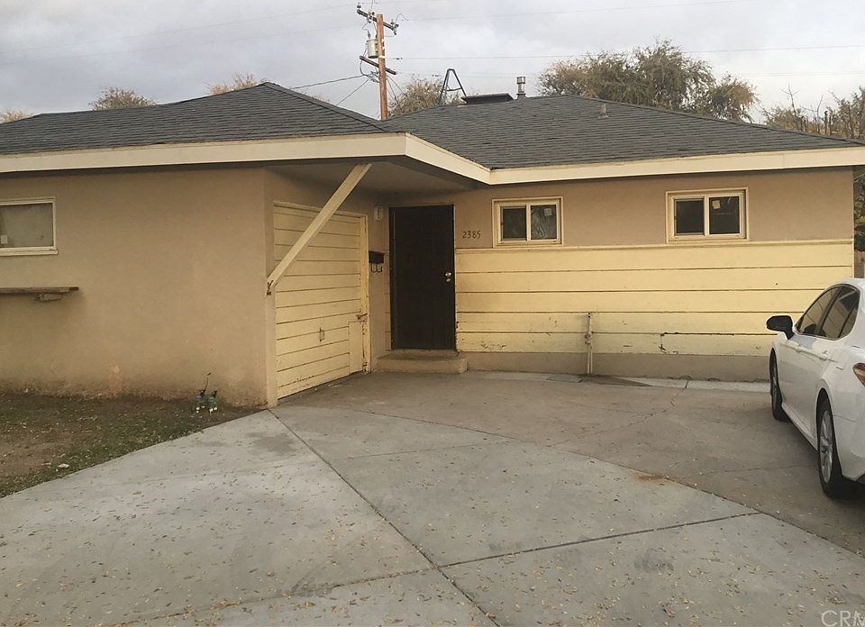 1st image of 2385 Roxbury Dr