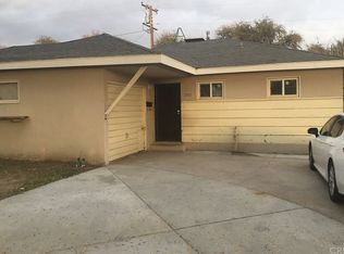2385 Roxbury Dr, San Bernardino, CA 92404