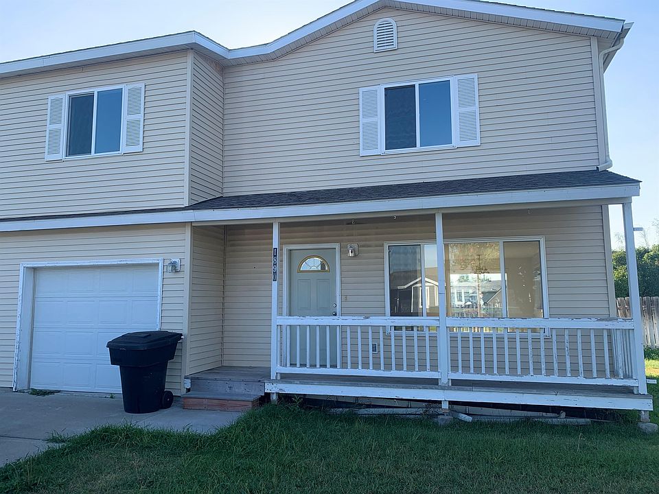 1st image of 1890 N Belmar Dr #1
