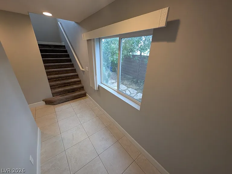 10553 Shiny Skies Dr — Photo 2
