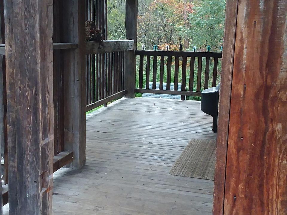 Porch entryway