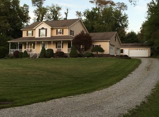 465 Lubeck Rd, Washington, WV 26181