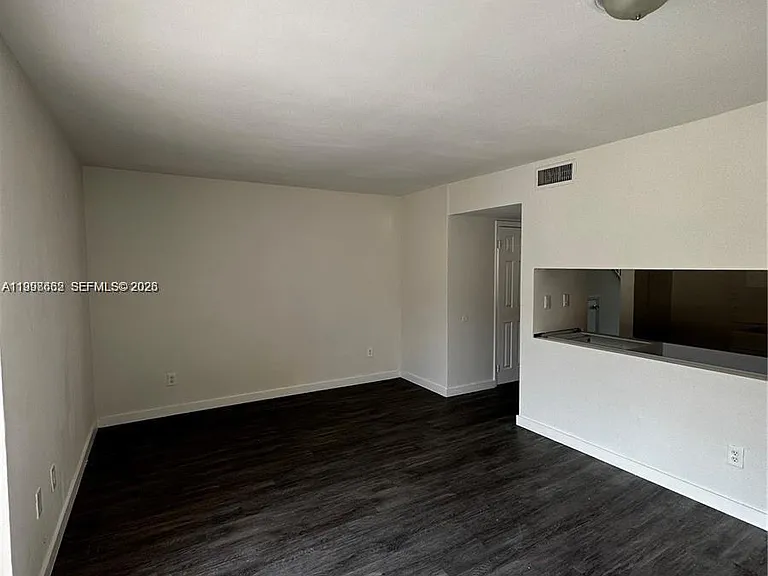 2778 NW 196th Ter — Photo 5