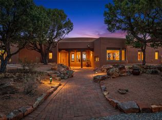 40 N Vuelta Herradura, Santa Fe, NM 87506