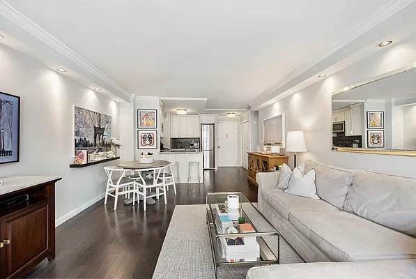 Sold by Compass | media 3