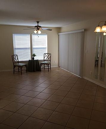 3rd image of 1442 Wildwood Lakes Blvd APT C104