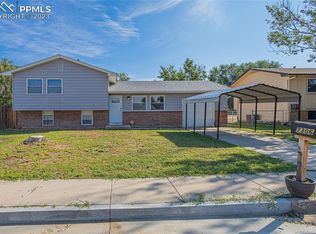 7306 Colonial Ct, Fountain, CO 80817