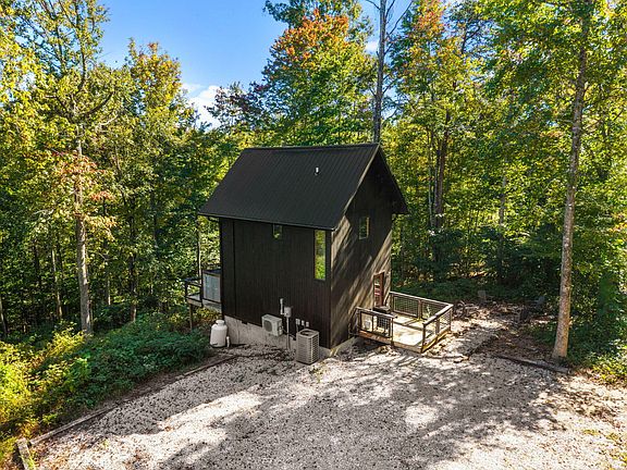 5th image of 408 Spring Hollow Rd