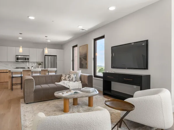 249 Corey Rd #105, Brighton, MA 02135