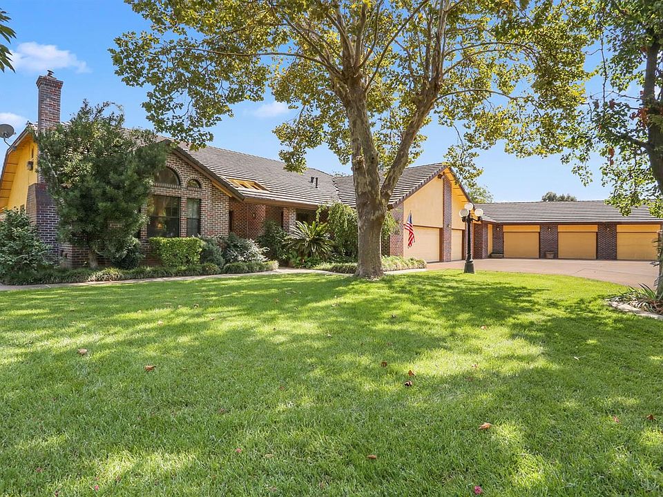 1st image of 6050 Garnica Ct