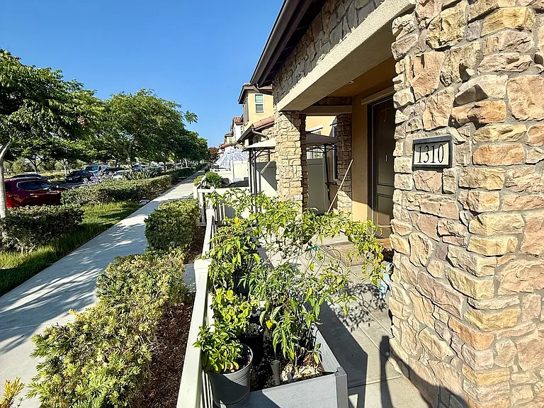 1310 Santa Victoria Rd — Photo 8