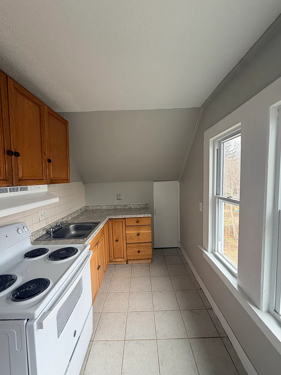 Building Photo - 299 Norton St #3-0