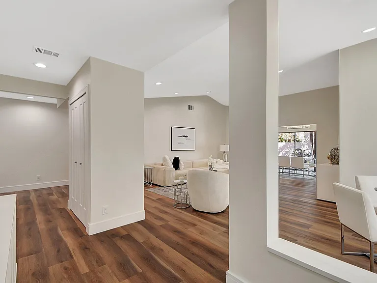 21440 Campo Allegro Dr — Photo 6