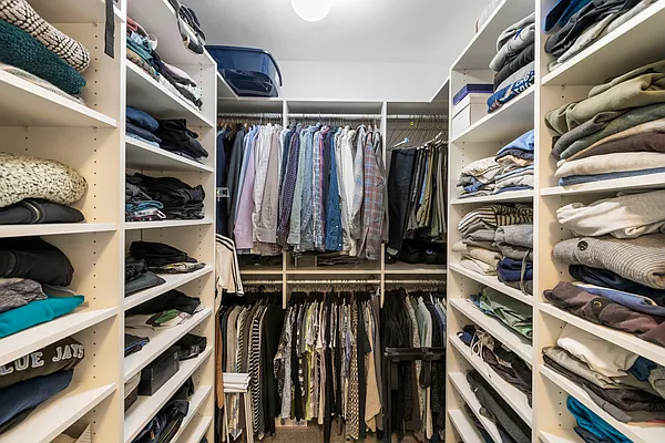 Sold by Douglas Elliman | media 16