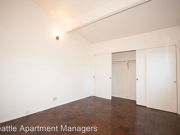 2nd image of 3254 E Madison St #8729922