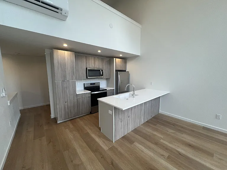 3700 N Marion St #102 — Photo 11