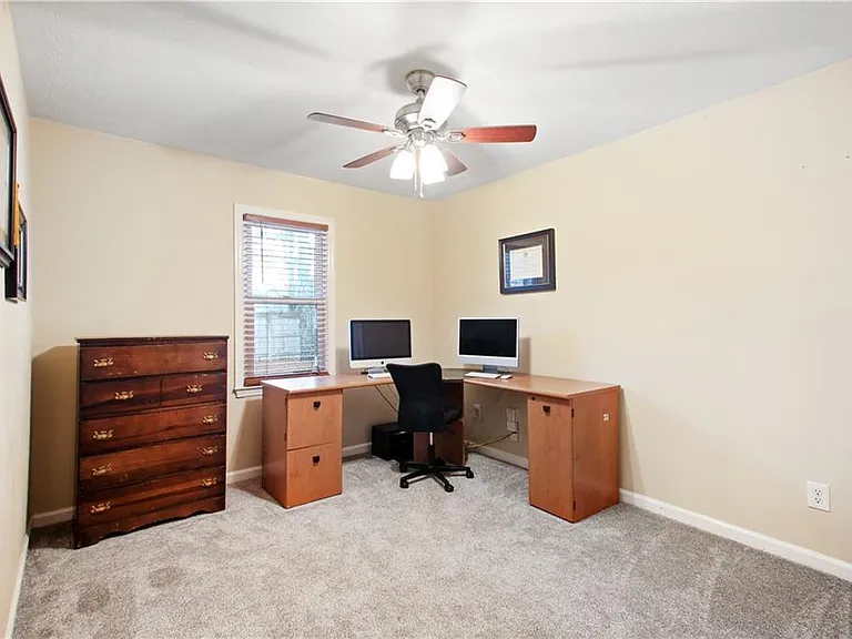 1825 Hickory Creek Ct NW — Photo 18