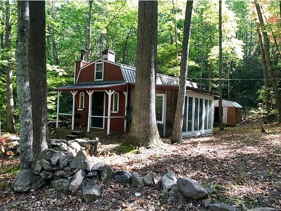 2nd image of 147 Onks Ln